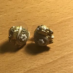 Lilly Pulitzer: elephant earrings! Never worn!